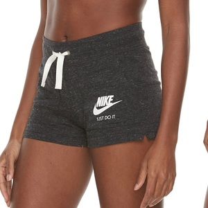 Nike vintage shorts